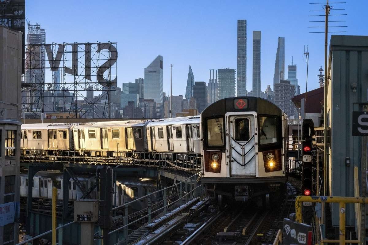 New York City Public Transport: Subway, Buses & Travel Guide | NYC Business World