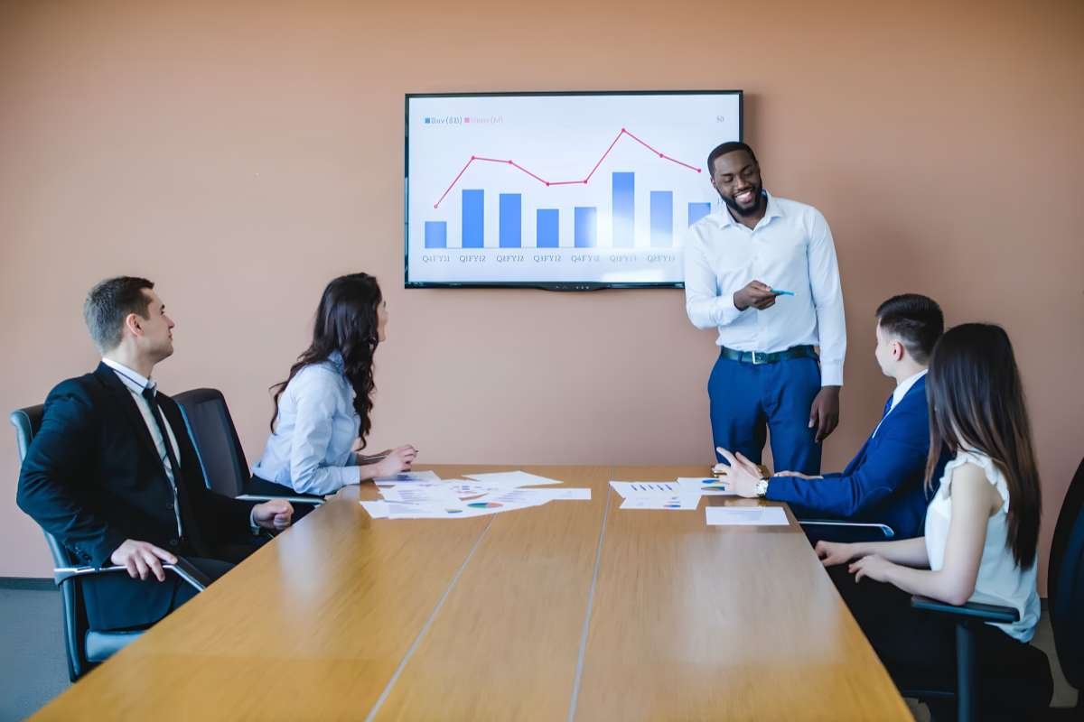 How to Pitch to Investors in New York 2026 Guide | NYC Business World